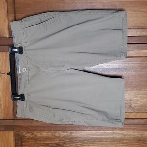 Matix NWOT Men's Modern Fit Flat Front Chino Shorts Sz 32